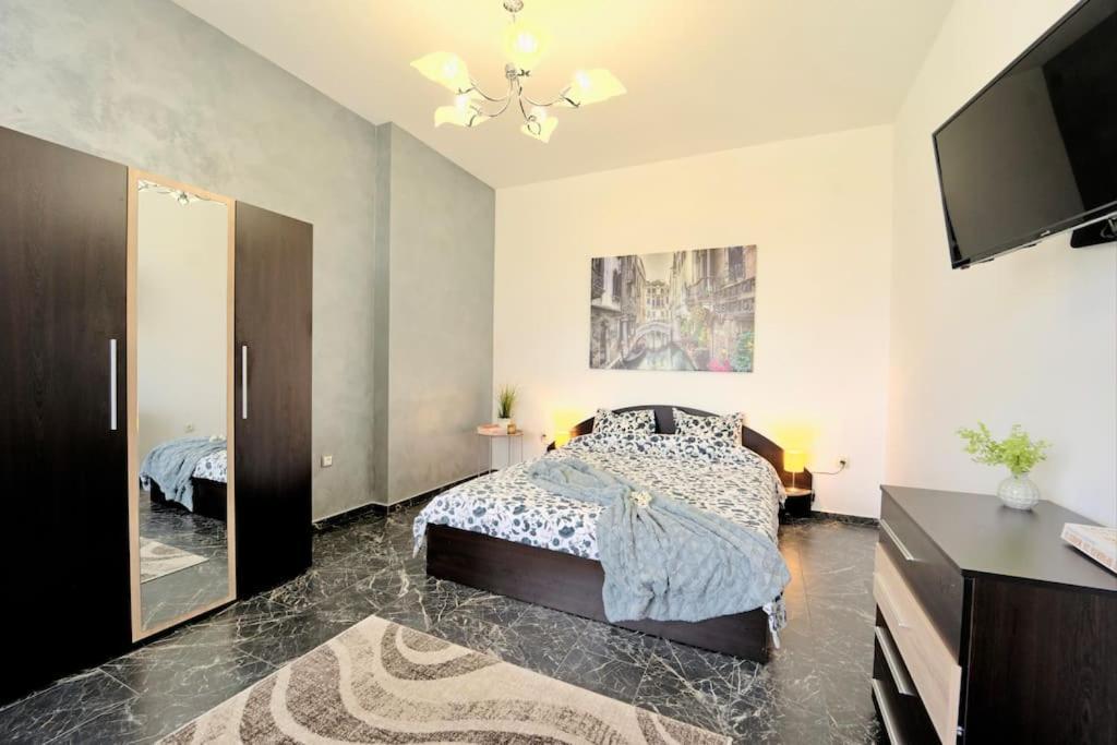 Cozy 1-Bedroom Flat In The Very Center Of Sofia Exterior photo